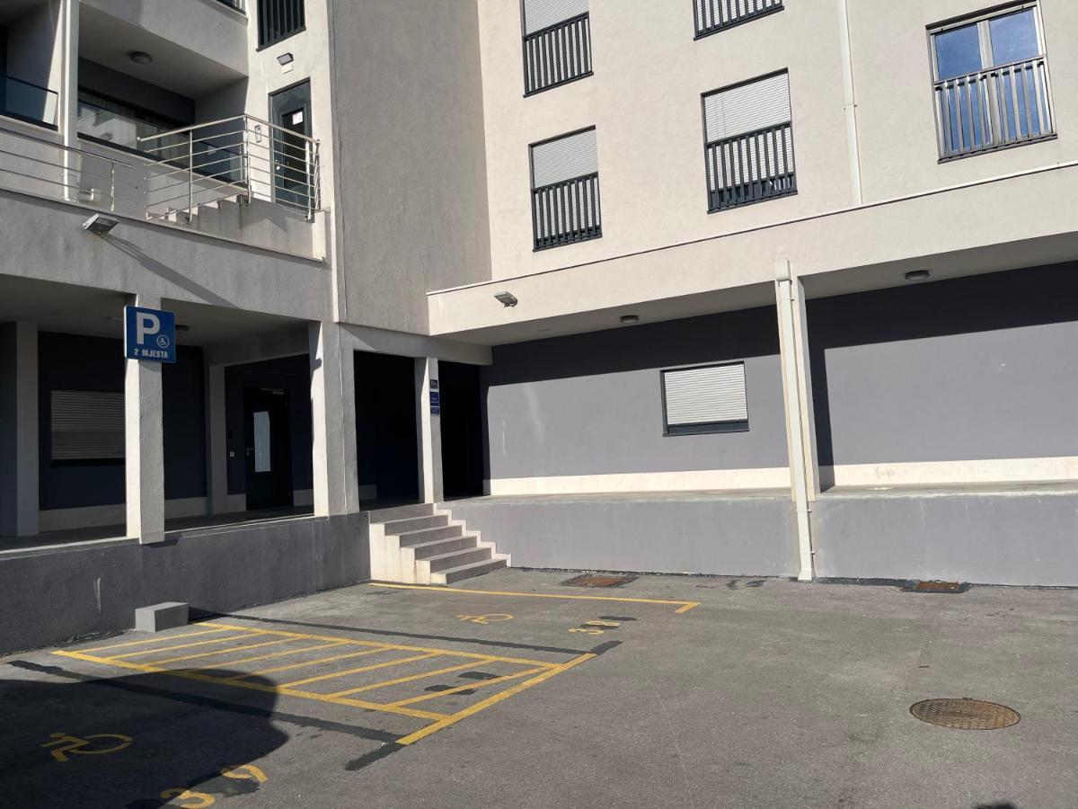 Three Musketeers Apartments Дубровник Экстерьер фото